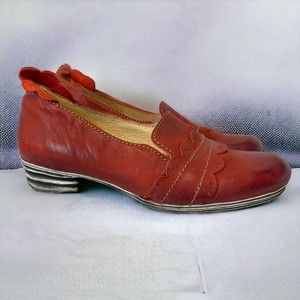 Rovers- Red Leather Slip On Mini Heel Loafers- Sz. 37